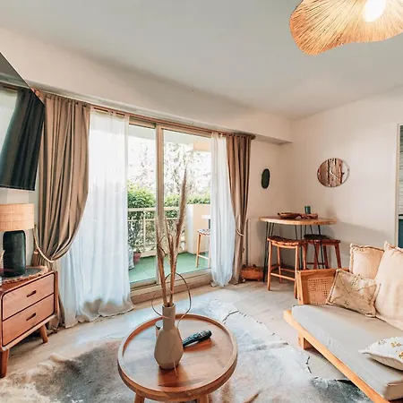 Riviera Piscine, Parking Et Animaux Acceptes Apartment *