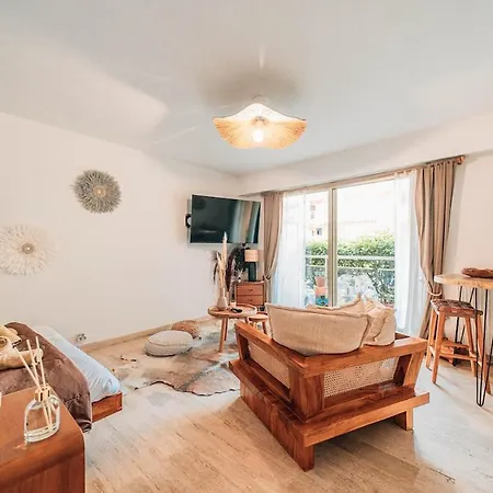 Riviera Piscine Et à Deux Pas * Saint-Raphaël