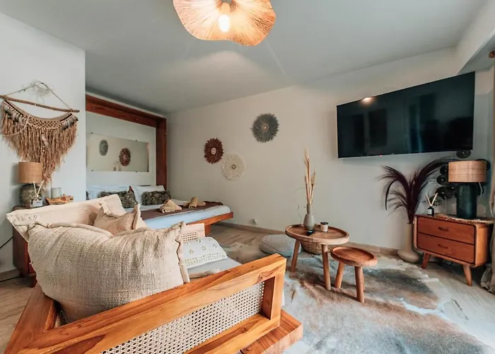 Apartment Riviera Piscine, Parking Et Animaux Acceptes