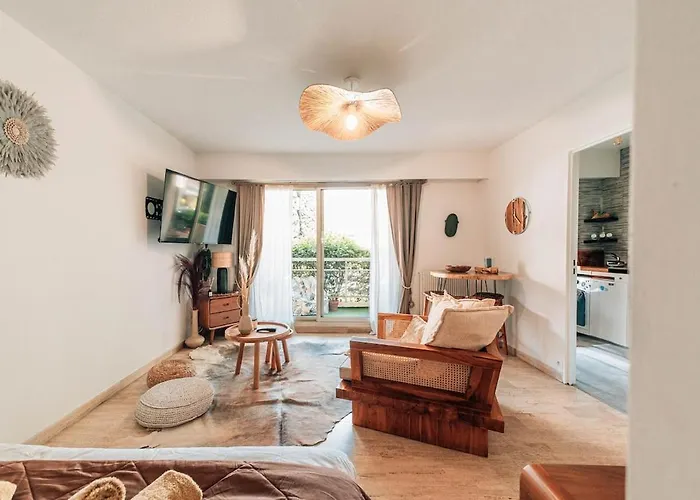 Apartment Riviera Piscine, Parking Et Animaux Acceptes Saint-Raphael (Var)